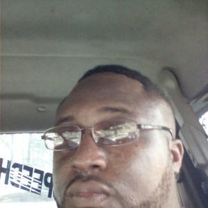 Meet your Posher, Derrick